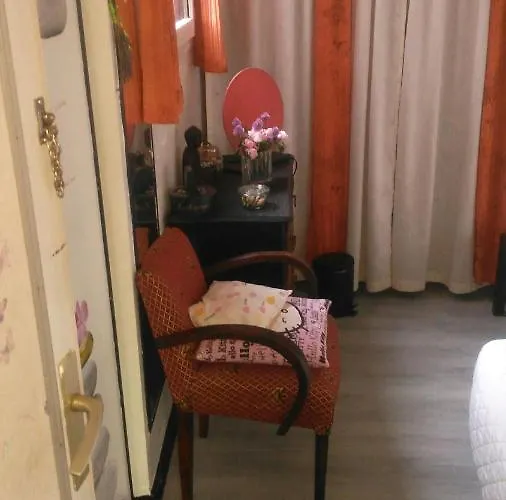 Kwatera prywatna Petit Chez Soi Dans Mon Petit Chez Moi Biganos