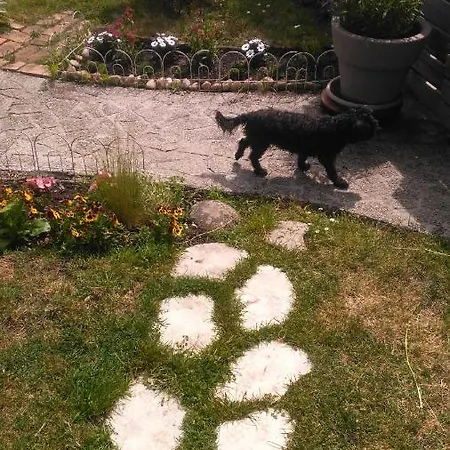 Petit Chez Soi Dans Mon Petit Chez Moi Privatunterkunft *